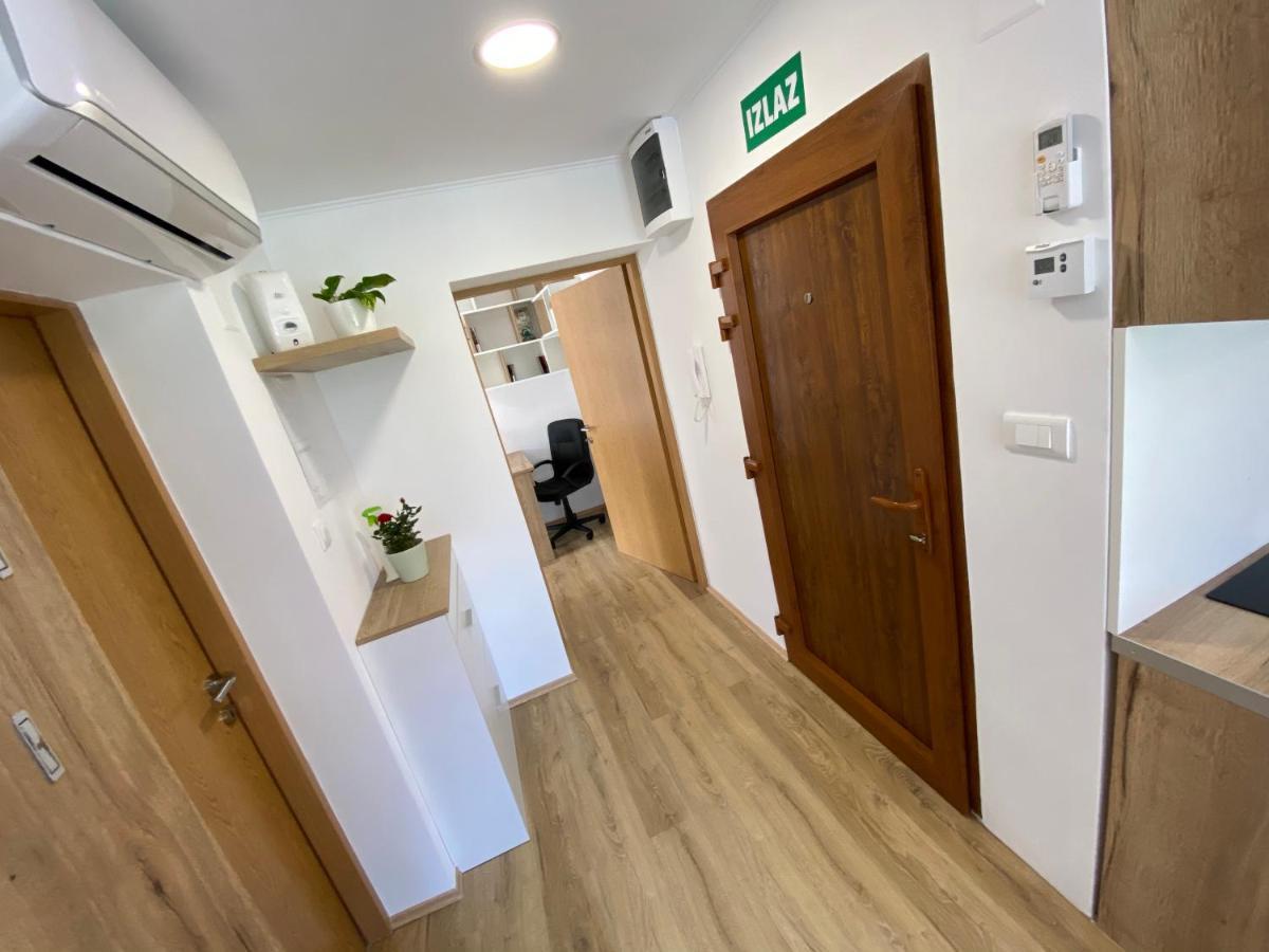 Apartman Edita Virovitica Exteriör bild